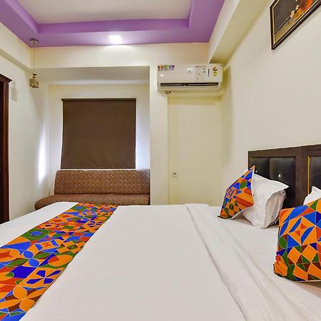 Fabhotel Crystal Inn II - Paldi Char Rasta Ahmedabad Bagian luar foto