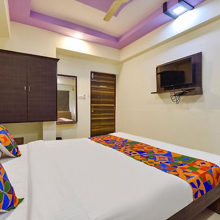 Fabhotel Crystal Inn II - Paldi Char Rasta Ahmedabad Bagian luar foto