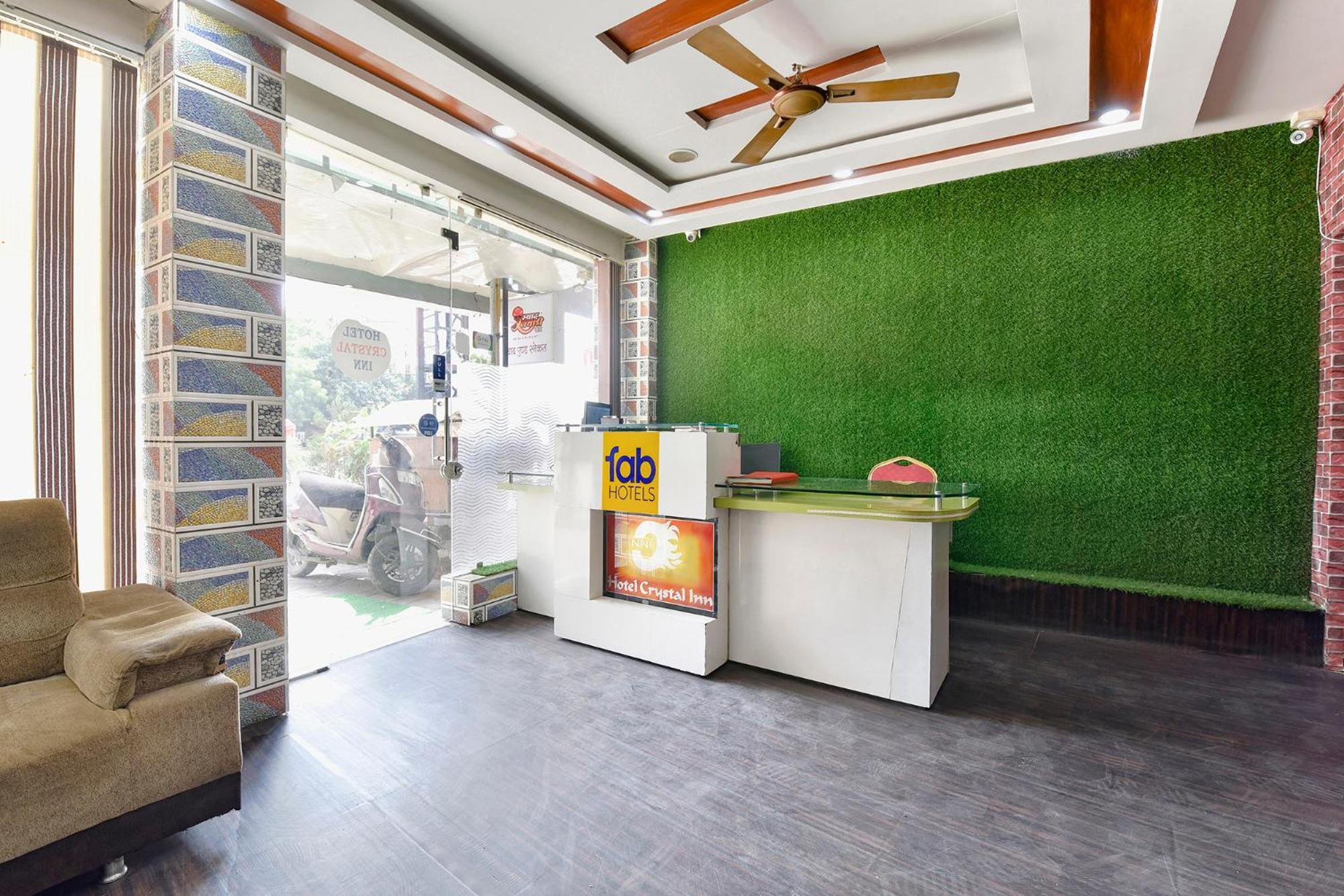 Fabhotel Crystal Inn II - Paldi Char Rasta Ahmedabad Bagian luar foto